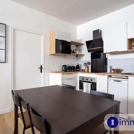 아파트 Air-Conditioned Apartment Near The Liberation Neighborhood 니스